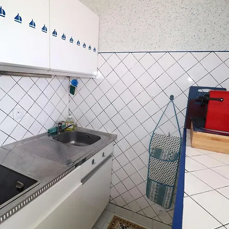 Apartment Avec Climatisation Et Parking Au Port, Proche Restaurants - Fr-1-307-280 *